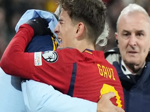 Barcelona giữ vững bản lĩnh và tinh thần chiến thắng